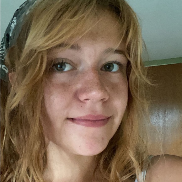 Meet your Posher, Rayven - Picture 1 of 1